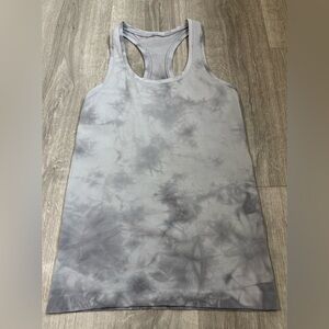 Swiftly Tech Racerback Tank Top 2.0 Waist Length gray tie dye Size 4